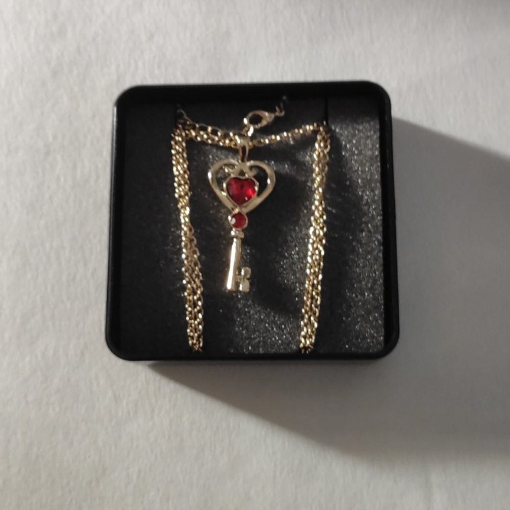 Necklace Gold Tone Chain 16 1/2 inches long